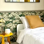 Apart Otel Expo Sniadeckich 3*