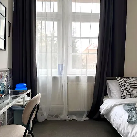 Aparthotel Expo Sniadeckich 3*