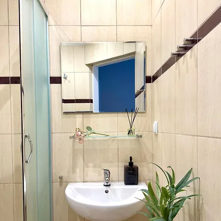Expo Sniadeckich Aparthotel 3*