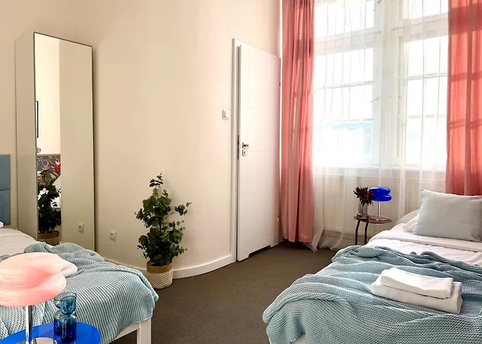 Expo Sniadeckich Apart Otel 3*