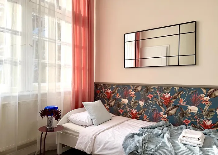 Expo Sniadeckich Apart Otel 3*