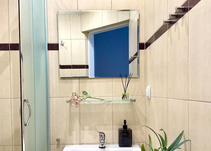 Expo Sniadeckich 아파트호텔 3*